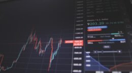 Morgan Stanley Warns U.S. Economy Faces ‘Brittle’ Market as Earnings Expectations Reach Unsustainable Levels